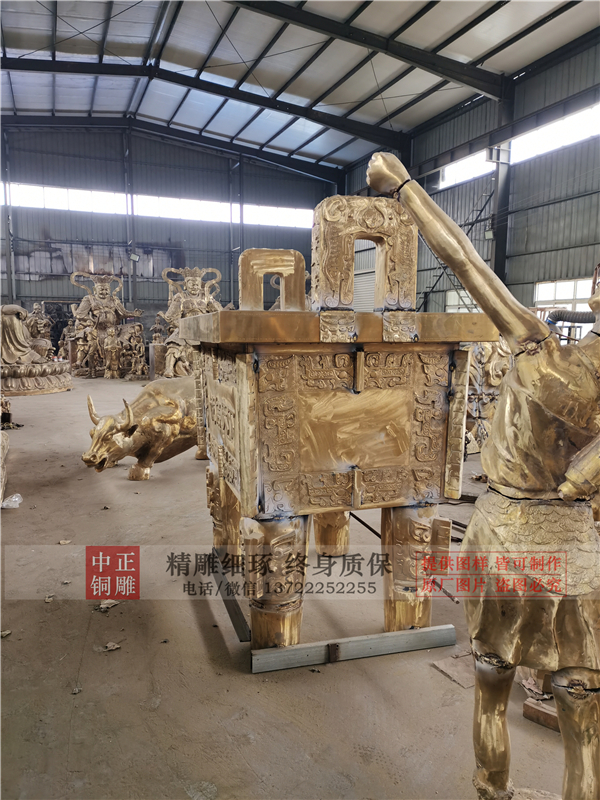 新款仿古司母戊鼎.jpg 新款仿古司母戊鼎.jpg