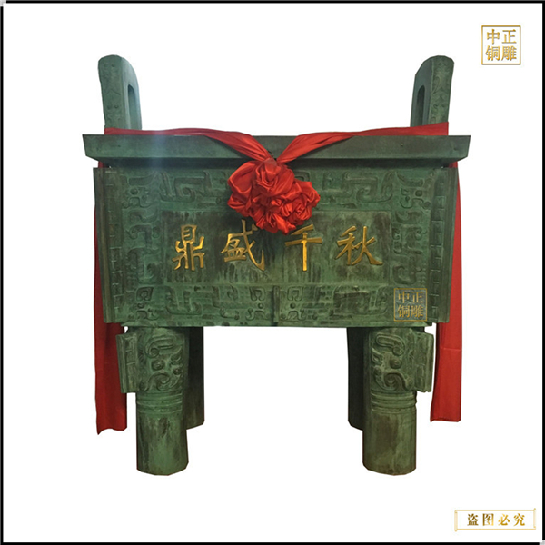 客廳裝飾品青銅器擺件.jpg 客廳裝飾品青銅器擺件.jpg